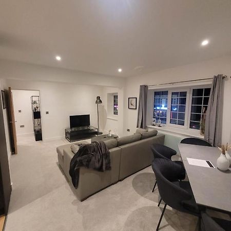 Luxury 1 Bed Apartment In The Centre Of Rochester Rochester  Exterior photo
