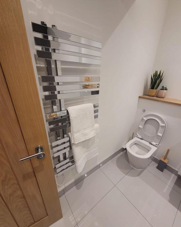 Luxury 1 Bed Apartment In The Centre Of Rochester Rochester  Exterior photo